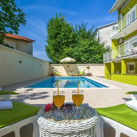House Villa *