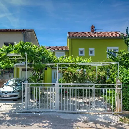 House Villa *