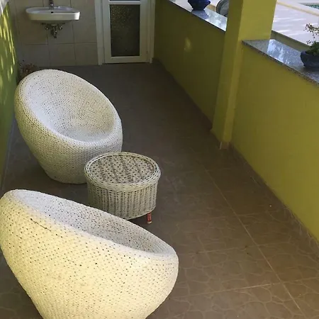 House فيلة