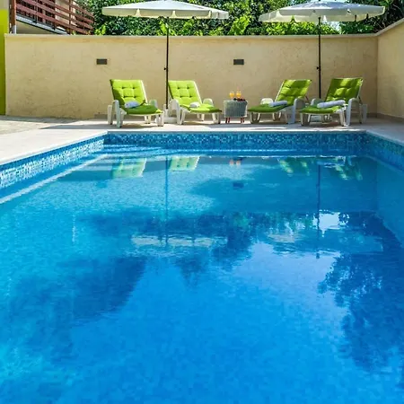 House فيلة بولا