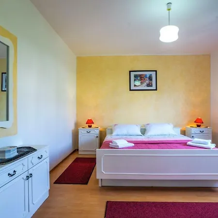 Villa House Pula
